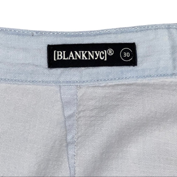 Blank NYC Women’s Light Denim Ruffled Frayed Wrap Skirt Size 30 - Picture 7 of 8